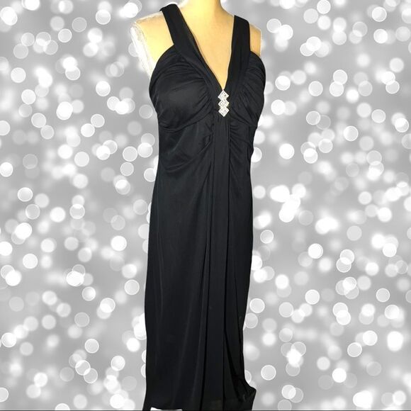 Nwot! Taboo beautiful long black gown! Beautiful rhinestone center design! - Picture 5 of 9